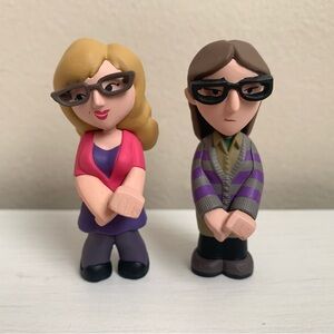The Big Bang Theory Lot of 2 Funko Mystery Minis Bernadette & Amy Figures 2013